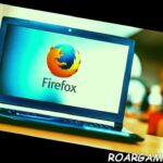 Computadora portátil que muestra el logotipo de Firefox